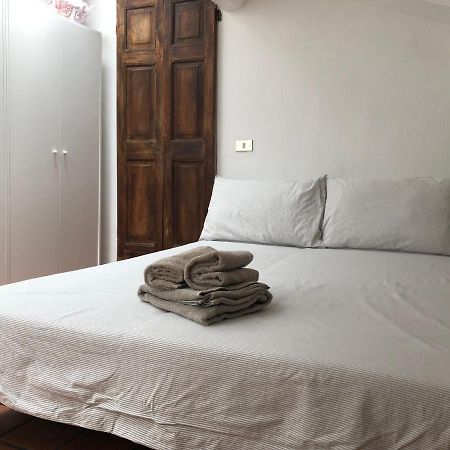 Il Tetto Fiorito Dell'Isola Apartment Milan Luaran gambar
