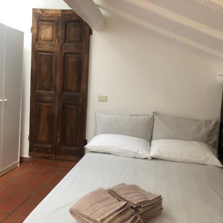 Il Tetto Fiorito Dell'Isola Apartment Milan Luaran gambar